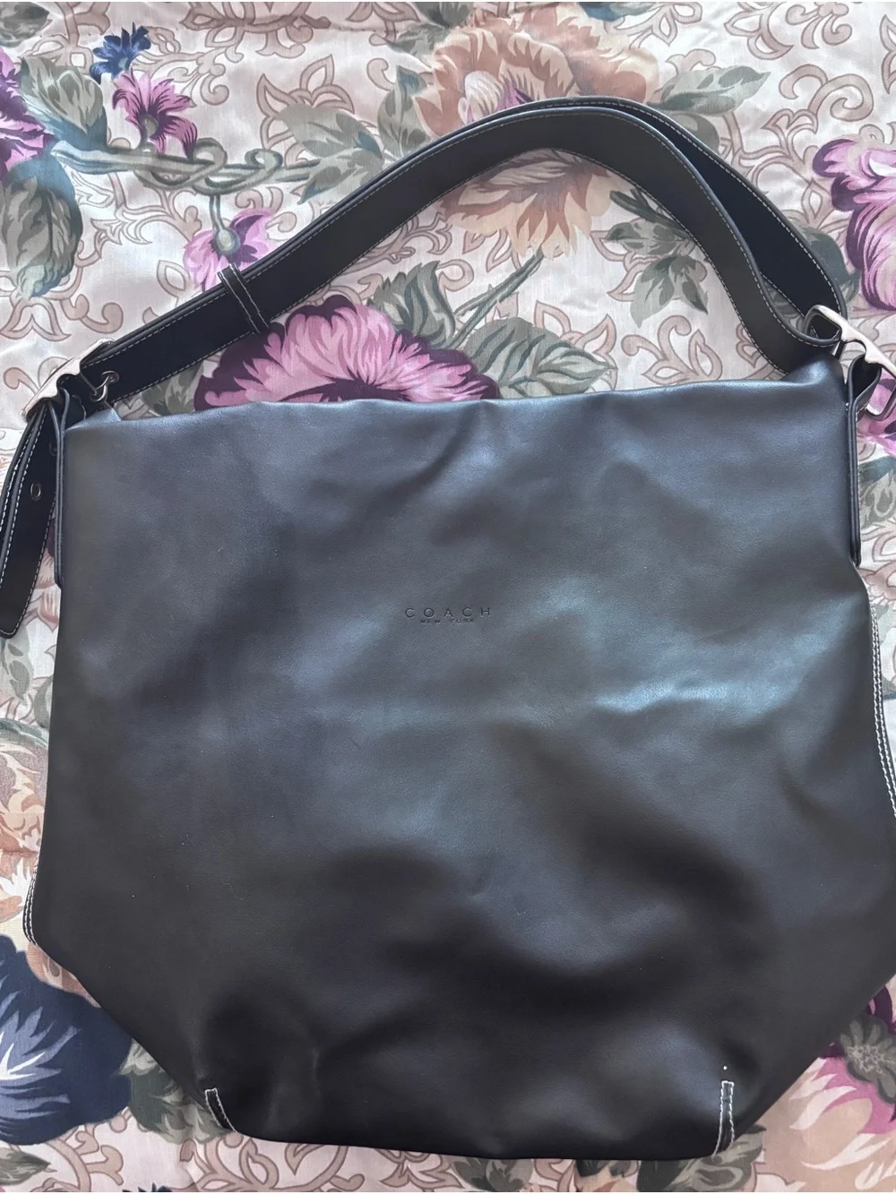 Coach minimal messenger